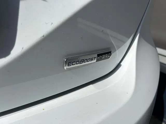 Ford Fiesta 1.0 EcoBoost Hybrid Titanium 2022 Benzine 22
