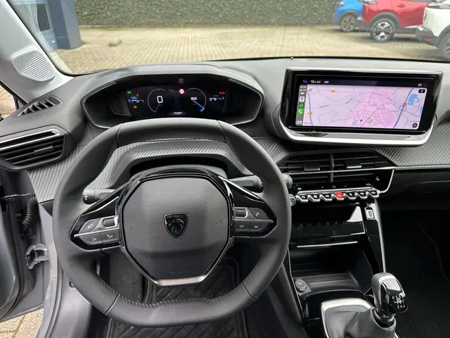 Peugeot 208 1.2 Turbo 100 PK Allure 2025 Benzine 12