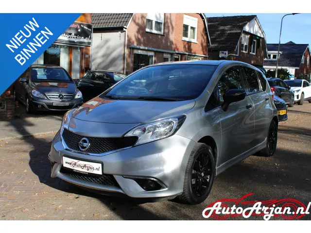 Nissan Note 1.2 Black Edition 2017 Benzine