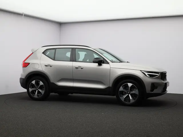 Volvo XC40 2.0 B4 Plus Dark 2025 Benzine 28