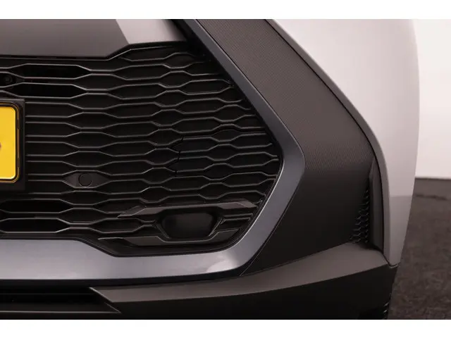 Toyota C-HR 1.8 Hybrid 140 Active 2024 Hybride Benzine 34