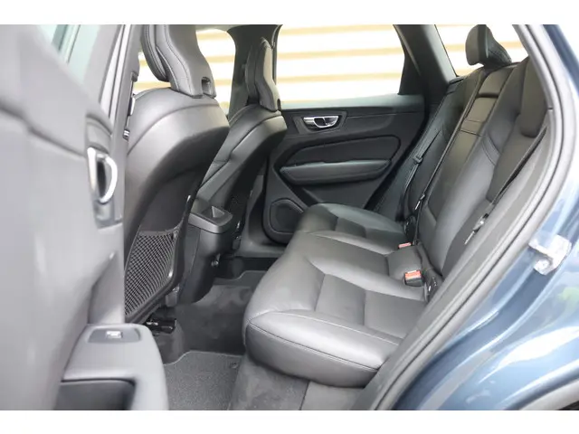 Volvo XC60 T5 Momentum 2019 Benzine 25