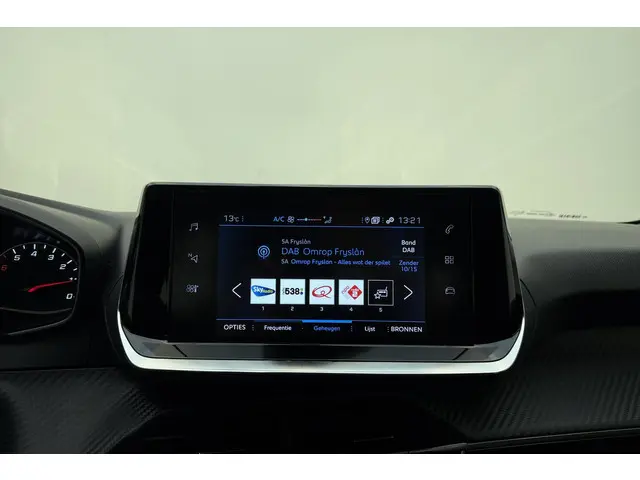 Peugeot 208 1.2 PureTech Active 2023 Benzine 19