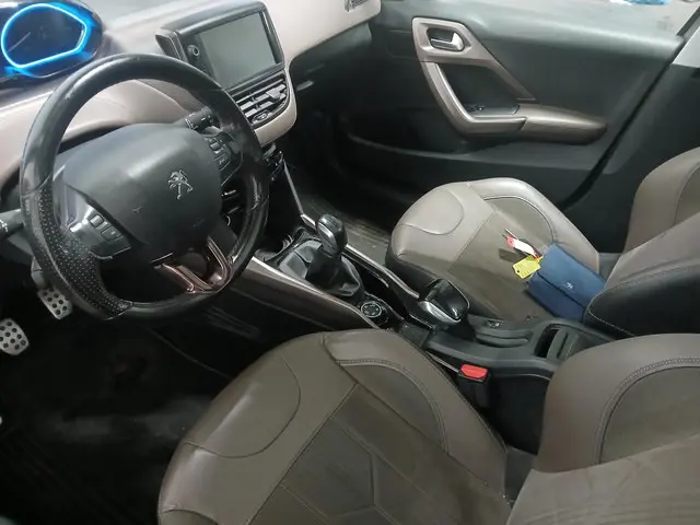 Peugeot 2008 1.6 VTi Féline SCHADEAUTO!! WOK!! 2013 Benzine 10