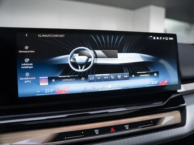 BMW i5 eDrive40 2025 Elektrisch 55
