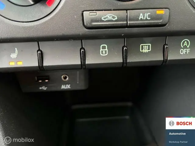 Škoda Rapid 1.2 TSI black edition 2016 Benzine 24