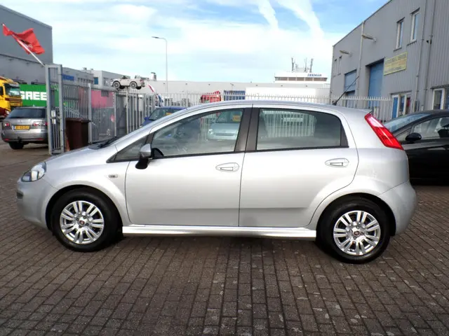 Fiat Punto Evo 0.9 TwinAir Street airco 2014 Benzine 8