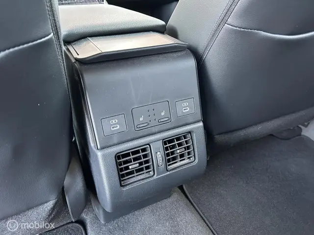 Toyota bZ4X Premium 4WD 71 kWh 2023 Elektrisch 13