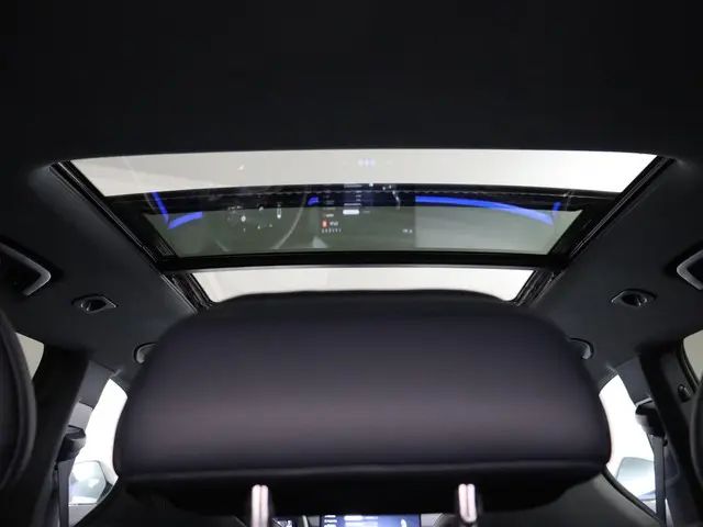 Lynk & Co 08 1.5 More 2025 Hybride Benzine 8