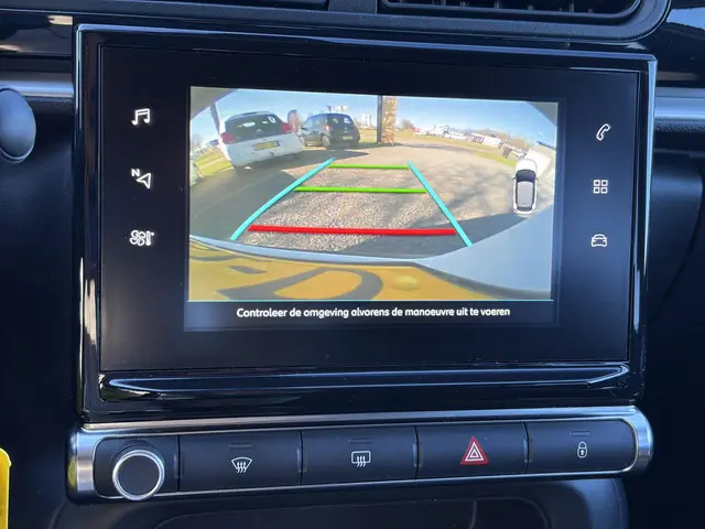 Citroën C3 1.2 PureTech S&S Shine 2018 Benzine 13