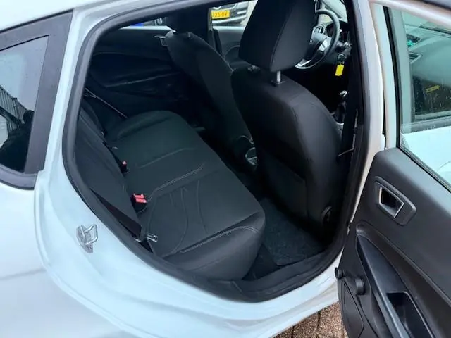 Ford Fiesta 1.25 2014 Benzine 12