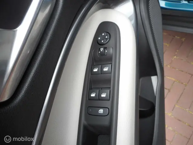 Fiat 600 1.2 Hybrid 100 La Prima 2024 Benzine 26