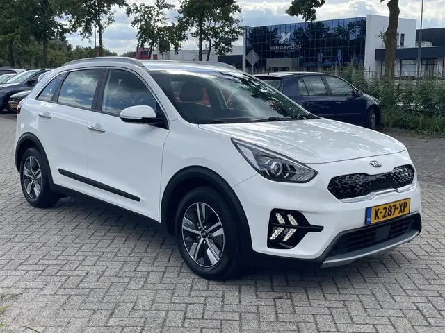 Kia Niro 1.6 GDi Hybrid DynamicLine 2021 Hybride Benzine 4