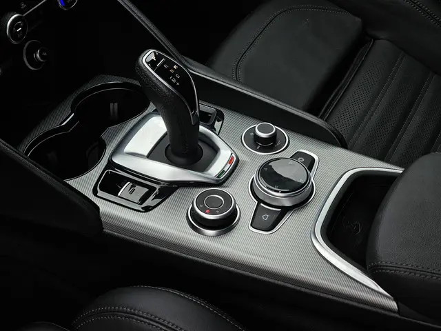 Alfa Romeo Giulia 2.0 T GME AWD Veloce 2024 Benzine 14