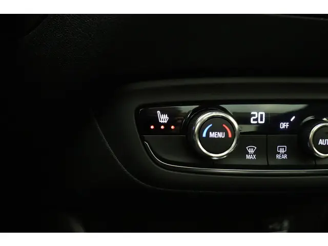 Opel Crossland 1.2 Turbo Ultimate 2022 Benzine 25