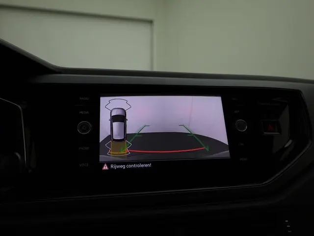 Volkswagen Polo 1.0TSI/95PK R-Line DSG 2025 Benzine 10