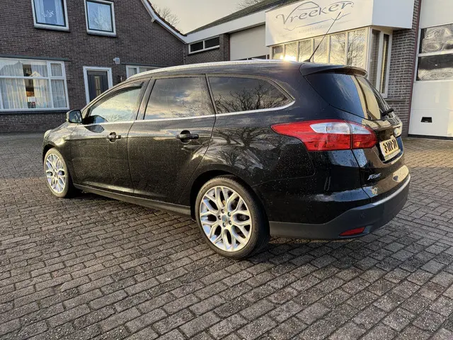 Ford Focus Wagon 1.0 EcoBoost Edition Plus 2014 Benzine 2