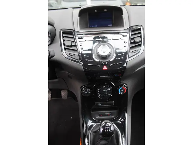 Ford Fiesta 1.0 EcoBoost 126 Pk Titanium 2014 Benzine 23