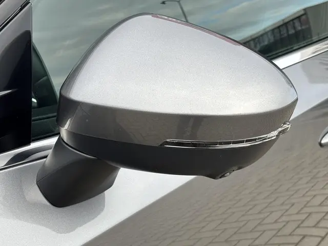 Nissan QASHQAI MHEV 140 MT Tekna 2024 Benzine 45