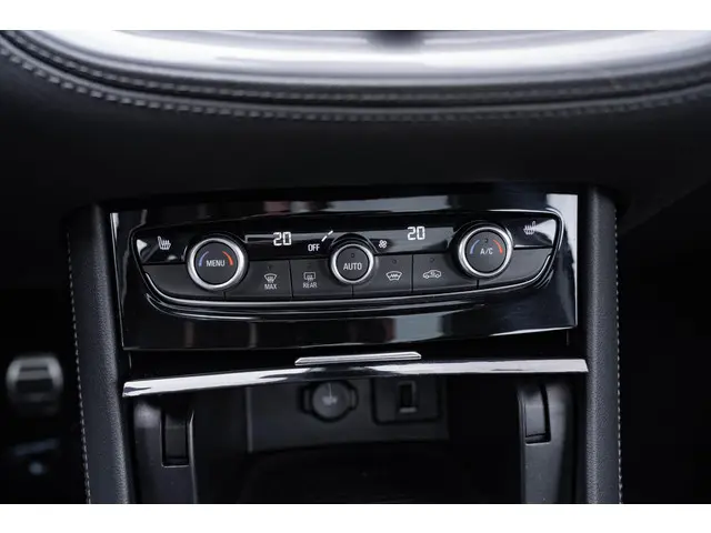 Opel Grandland X 1.2 Turbo Innovation 2018 Benzine 50