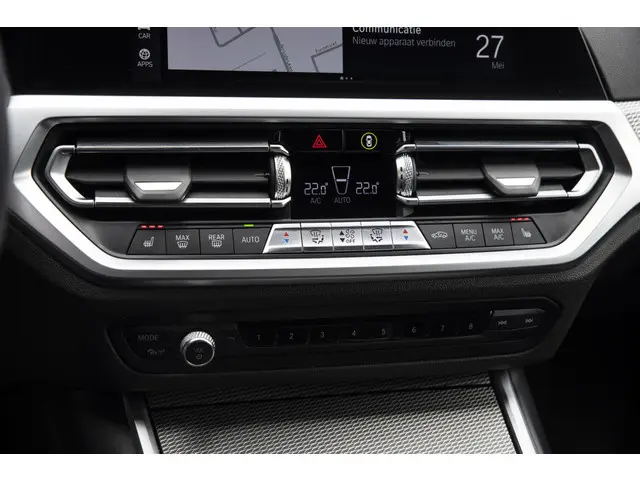 BMW 3 Serie 320i High Executive 2020 Benzine 49