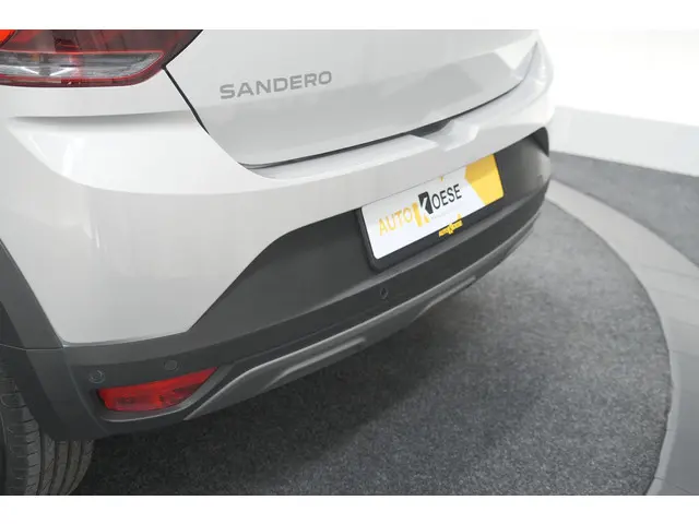 Dacia Sandero Stepway TCe 90 Expression 2023 Benzine 27