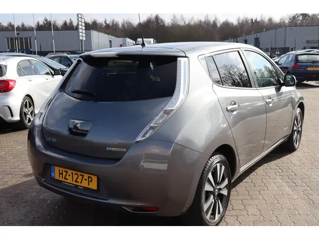 Nissan Leaf Tekna 30 kWh 2016 Elektrisch 5