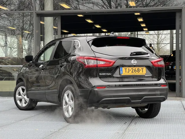 Nissan QASHQAI 1.2 Acenta 2018 Benzine 6