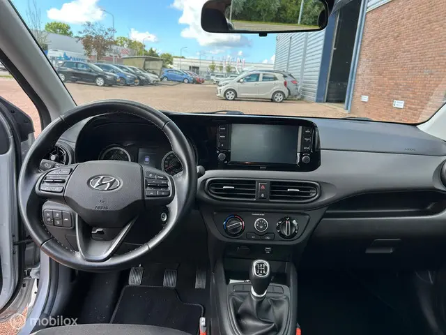 Hyundai i10 1.0 Comfort 5-zits 2022 Benzine 12