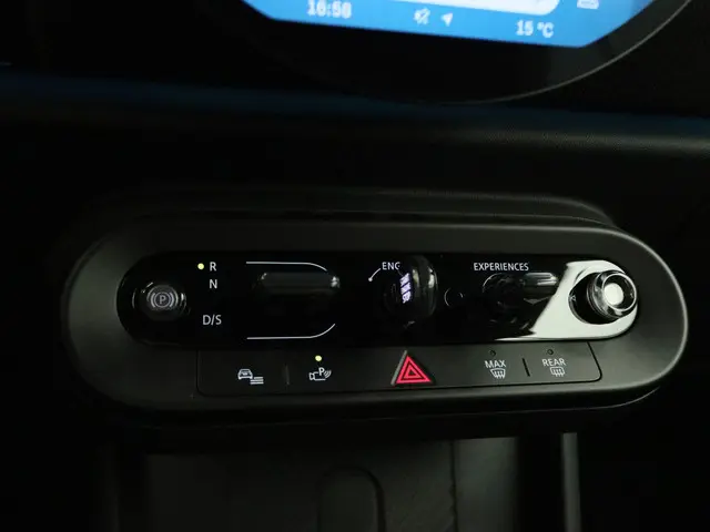 MINI Cabrio C 2025 Benzine 22