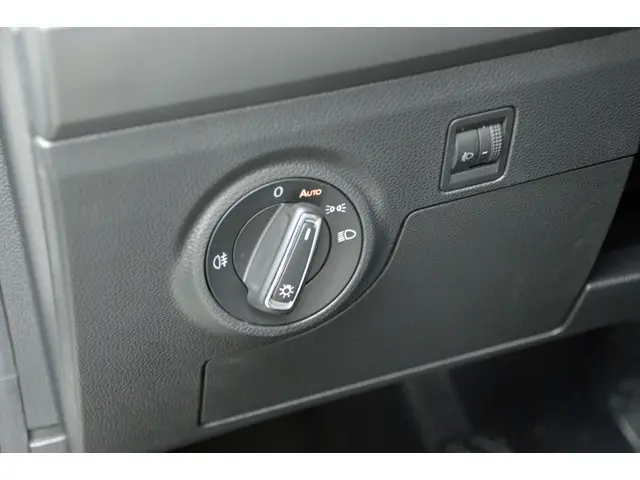 SEAT Ibiza 1.0 95 pk TSI Style 2017 Benzine 18