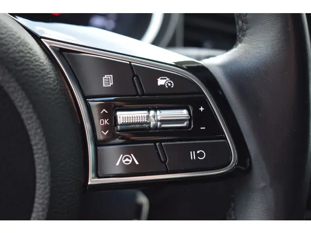 Kia Ceed 1.0 T-GDi DynamicLine X-Tra 2022 Benzine 13