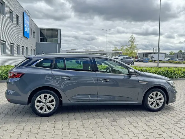 Renault Mégane Estate 1.3 TCe 85kW Limited 2019 Benzine 21