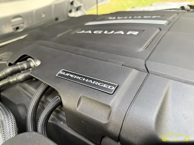 Jaguar F-Type P450 RWD R-Dynamic Black 2021 Benzine 35
