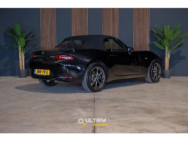 Mazda MX-5 2.0 SkyActiv-G 160 pk GT-M 2016 Benzine 18