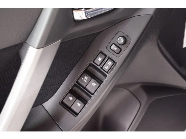 Subaru Forester 2.0 Luxury 2014 Benzine 14