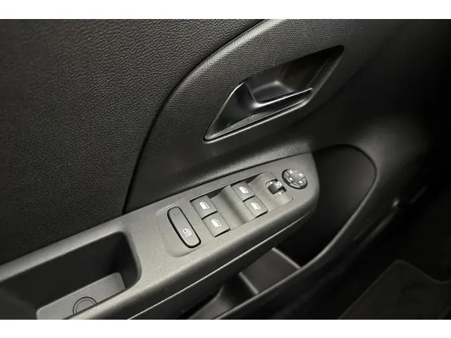 Opel Corsa 1.2 Turbo GS 2024 Benzine 16