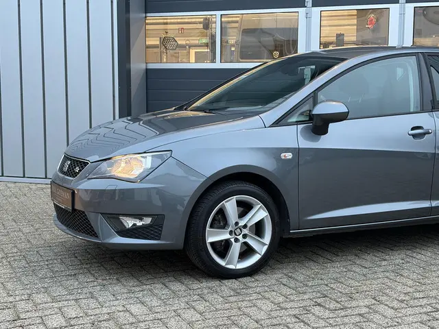 SEAT Ibiza 1.0 EcoTSI FR Connect 2015 Benzine 3