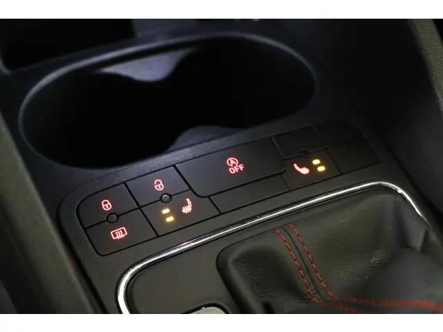 SEAT Ibiza 1.0 EcoTSI FR Connect 2017 Benzine 30