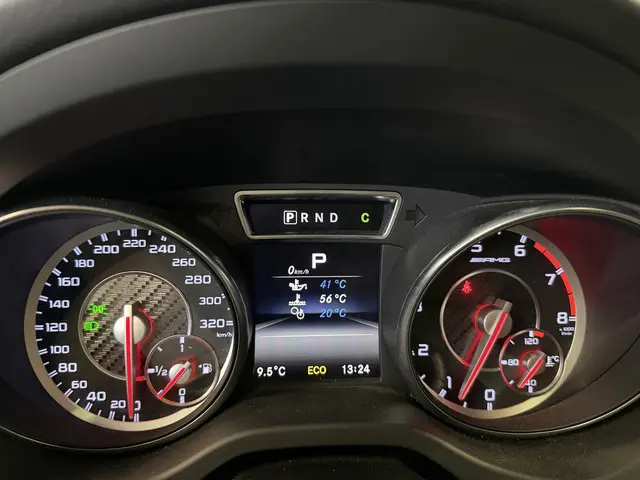 Mercedes-Benz CLA AMG 45 4MATIC Edition 1 2014 Benzine 18