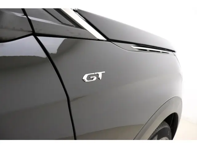 Peugeot 3008 1.2 Hybrid 136 GT 2024 Hybride Benzine 16