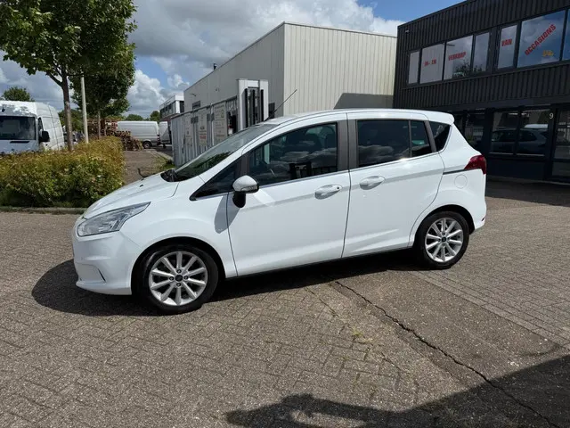 Ford B-MAX 2