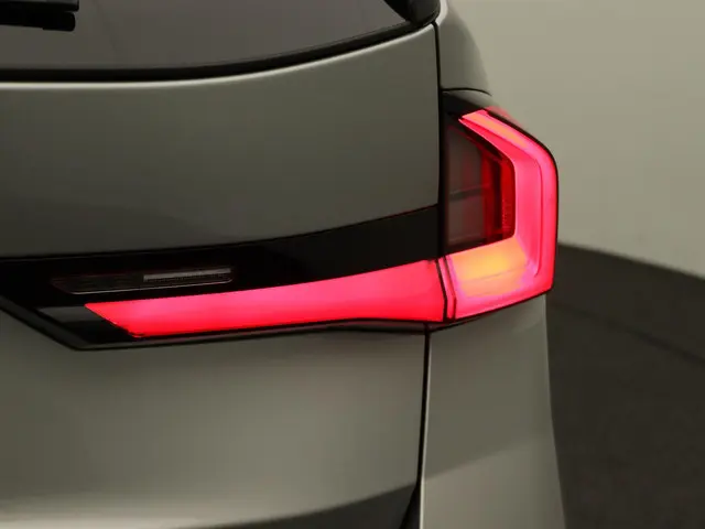 BMW iX1 eDrive20 2025 Elektrisch 10