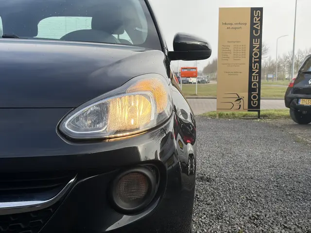 Opel ADAM 1.2 2014 Benzine 27