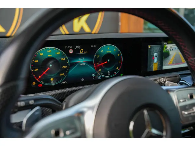 Mercedes-Benz A-Klasse 250 Premium Plus 2018 Benzine 19