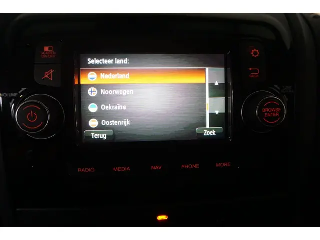 Opel Movano 140pk L2H2 Edition 2022 Diesel 17