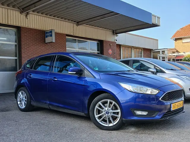 Ford Focus 1.0 Lease Edition, Start moeilijk 2017 Benzine 5