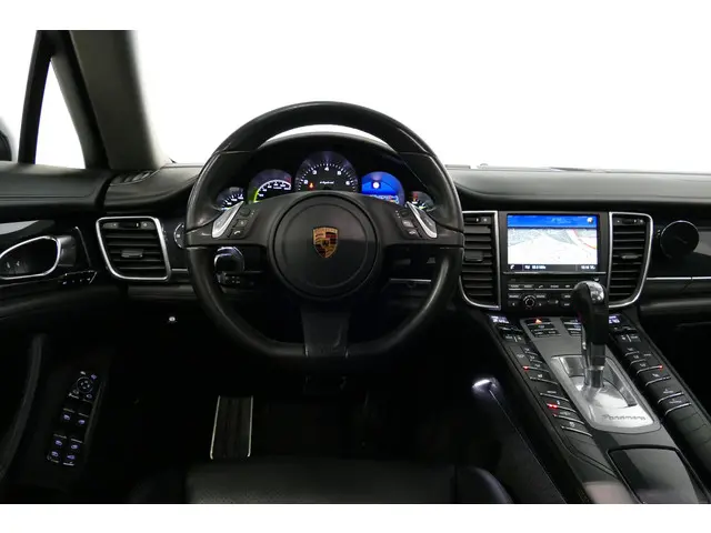 Porsche Panamera 3.0 S E-Hybrid 2016 Hybride Benzine 24