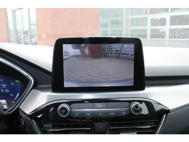 Ford Kuga 2.5 PHEV Titanium 2022 Hybride Benzine 10