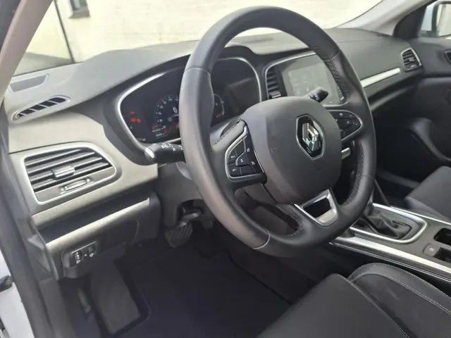 Renault Mégane 1.3 TCe 140 EDC Intens 2022 Benzine 25